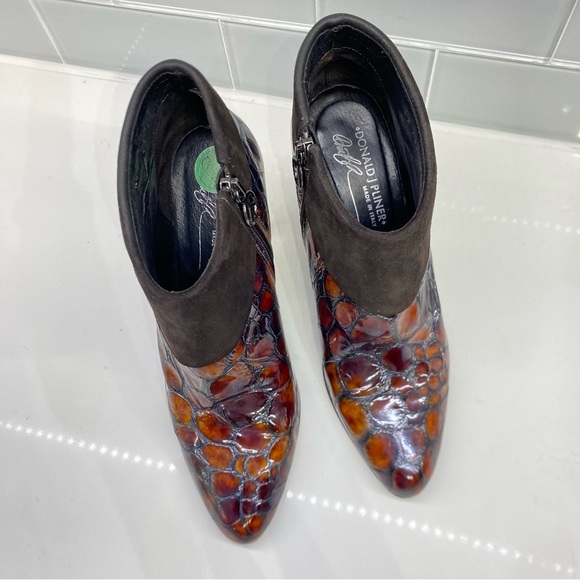 Donald J Pliner Rula Ankle Zip Bootie Brown Patent Leather/Suede Sz 6 1/2 - Picture 13 of 15